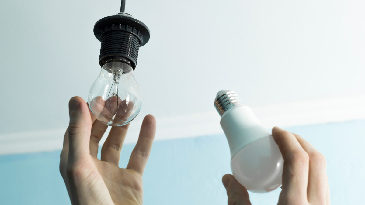 Changing a lightbulb to LED