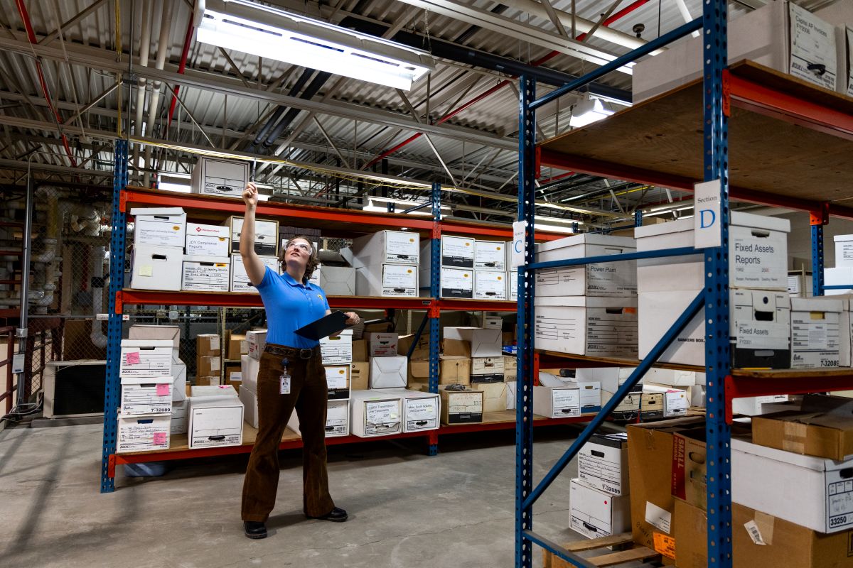 Harle counts lights for an energy assessment